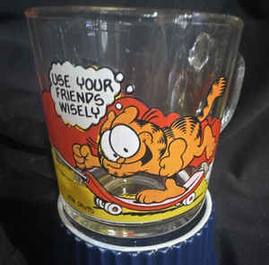 Garfield Odie Decorated Clear Glass Mug w/ Handle 10 fl oz "Use Your Friends"