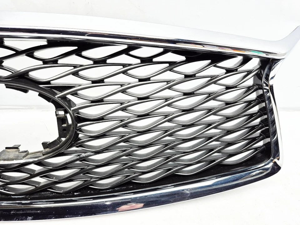 INFINITI QX30 FRONT RADIATOR BUMPER GRILLE 623105DA0A - Image 4 of 4