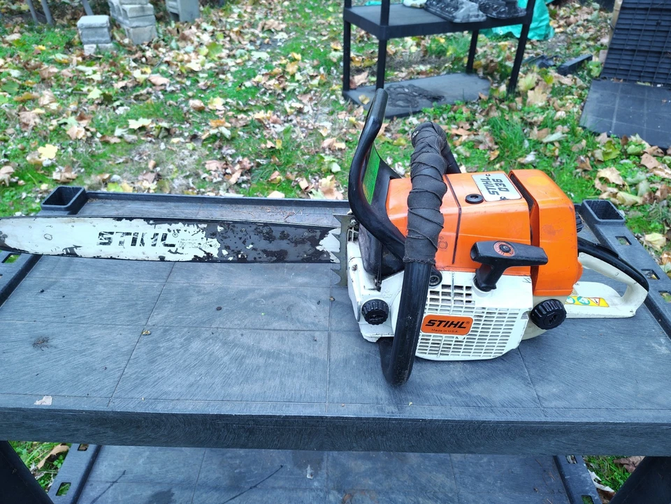 Motosierra Stihl 036 con barra de 20 pulgadas Foto 4 de 4