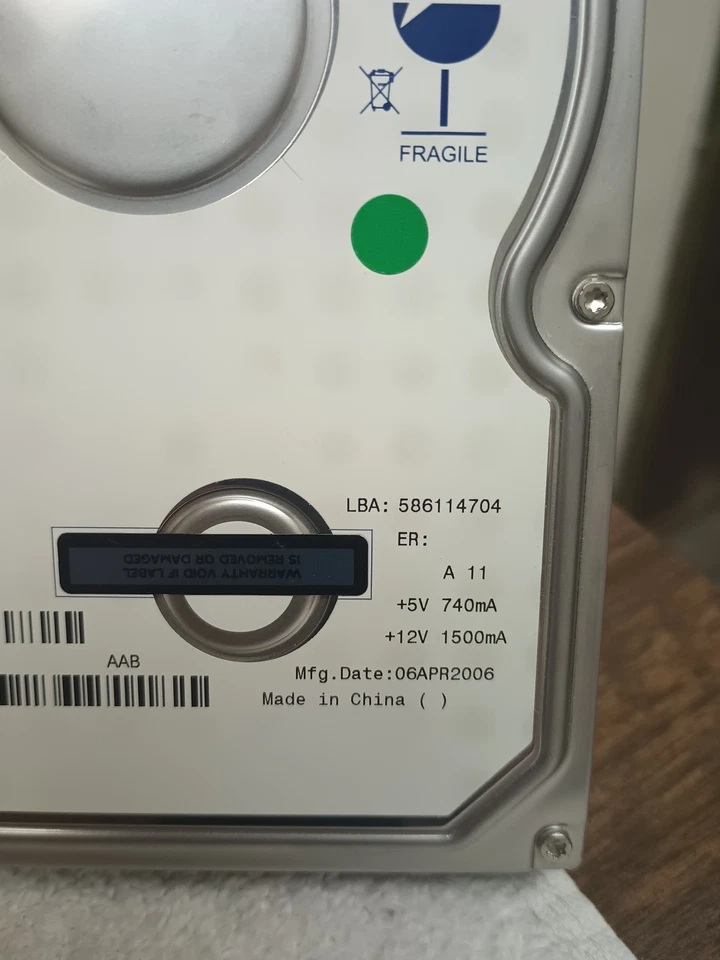 Maxtor Diamondmax 10 300GB IDE 3.5" Hard Drive Model 6L300R0 PATA 133 Tested - Image 3 of 4