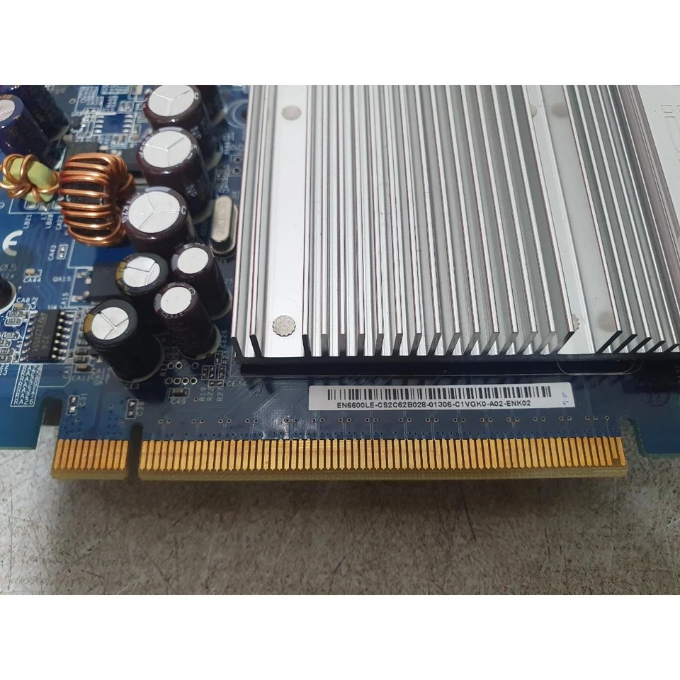 ASUS EN6600 LE Silencer NVIDIA GeForce 6600 LE Graphics Card DDR 256 MB PCIe x16 - Image 4 of 4