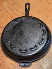 Lodge "Crescent Moon"  1930s Scalloped Bottom Cast Iron Skillet / Lid  Rare P