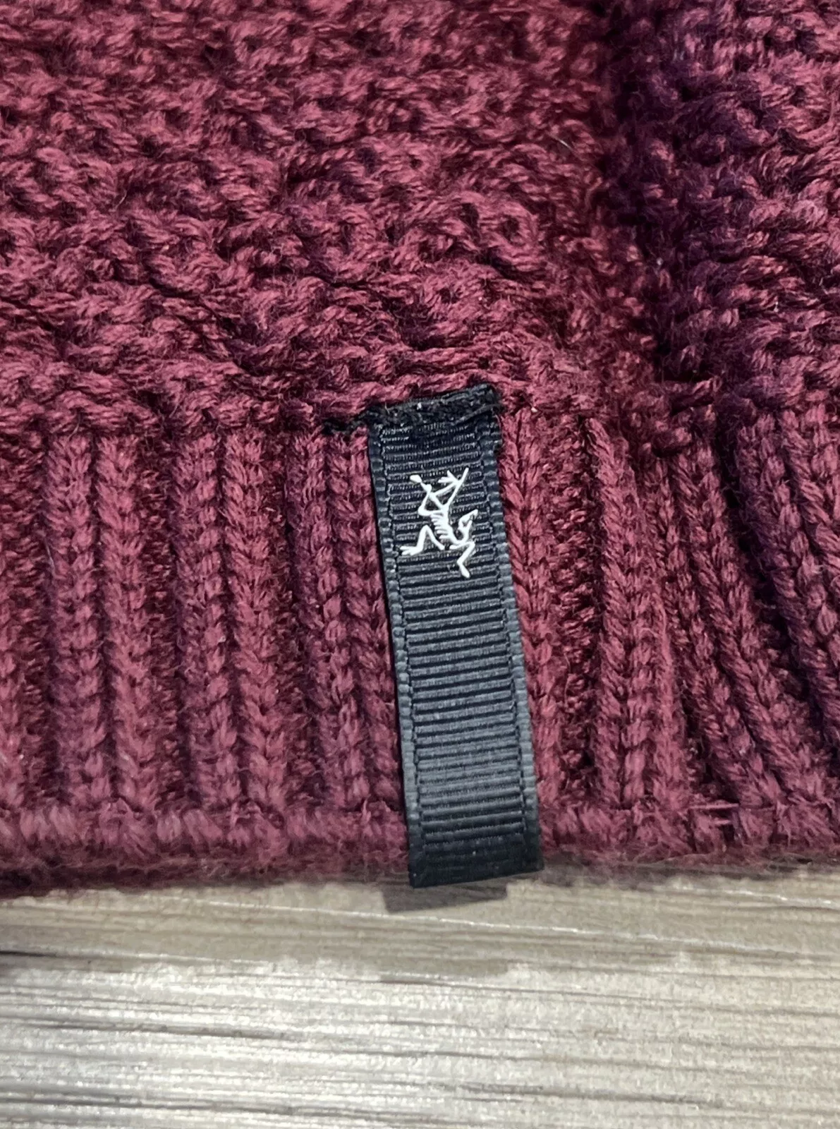 arcteryx waffle toque 