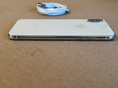 iPhone X ホワイト Apple iPhone X white 64GB Unlocked - Excellent Condition Read