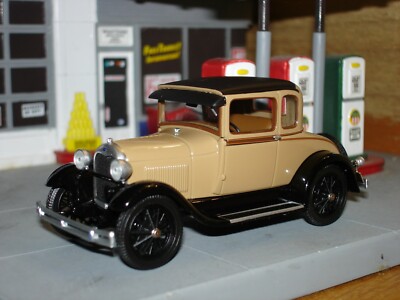 Minichamps 1928 Ford Model A, 1:43 NIB Ford 100 Year Heart & Soul Collection