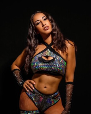 Leila Grey Wrestler AEW Unsigned 8x10 Photo #2113 American Model | eBay