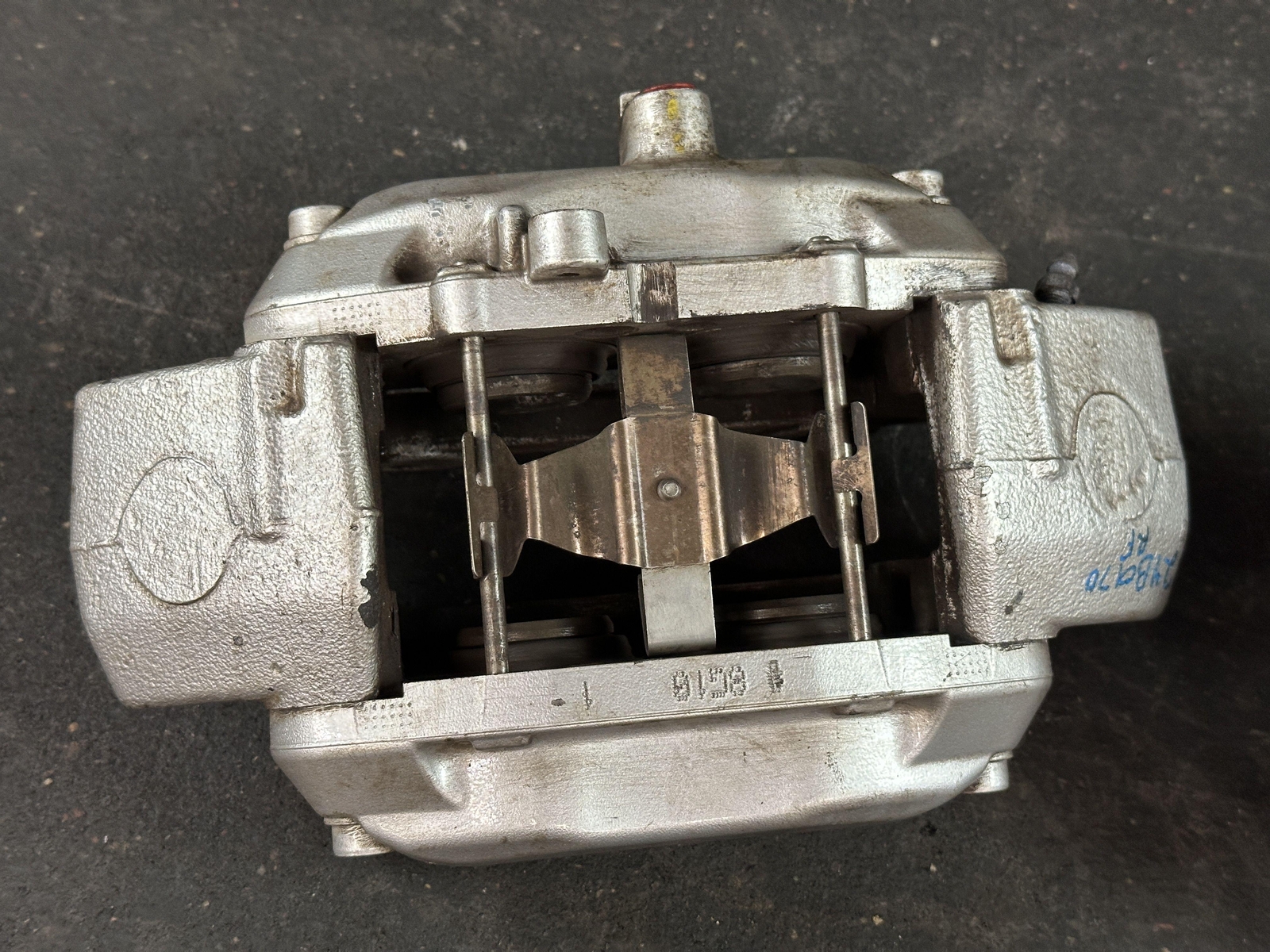 03-12 MASERATI QUATTROPORT FRONT & REAR LEFT & RIGHT BRAKE CALIPERS 74K 20833300