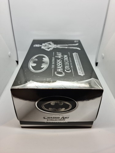Corgi The Batman Chassis Art Collection 1950 Jokermobile & 2000 Batmobile Bundle - Picture 6 of 12