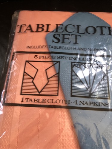 BARDWIL 70" Round Tablecloth W/4 Napkins Set Peach Table Cloth With Teal Napkins - Picture 4 of 10