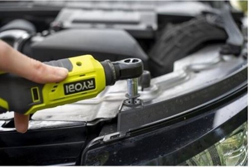CHIAVE AVVITATORE REVERSIBILE DA 3/8 - 60 Nm A BATTERIA 18V (BATT.ESCLUSA) RYOBI - Foto 10 di 12