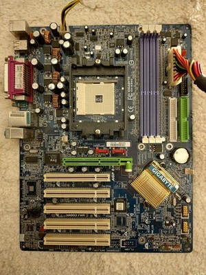 GIGABYTE GA-K8NS Mainboard 