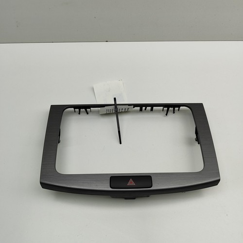 VW Passat Variante B7 365 NAVI -Bildschirmabdeckung Trim 3AA858069H 1.6 Diesel 3