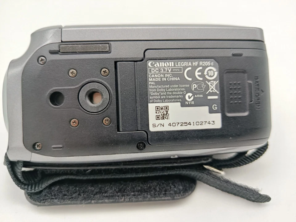 Canon Legria HF R205 Camcorder Full HD, kompakt, 20 facher Zoom - Bild 3 von 4