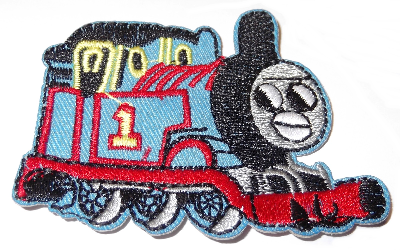 PROMOTIONAL PIN BADGE Cartoon Thomas The Tank Engine Train James Age 4 - Foto 14