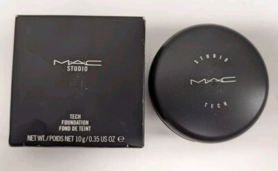 MAC Cosmetics Studio Tech Foundation shade NW33   10g/.35oz   BRAND NEW IN BOX!