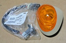 MRAP MAXXPRO NAVISTAR  TURN SIGNAL LIGHT  3708494C91