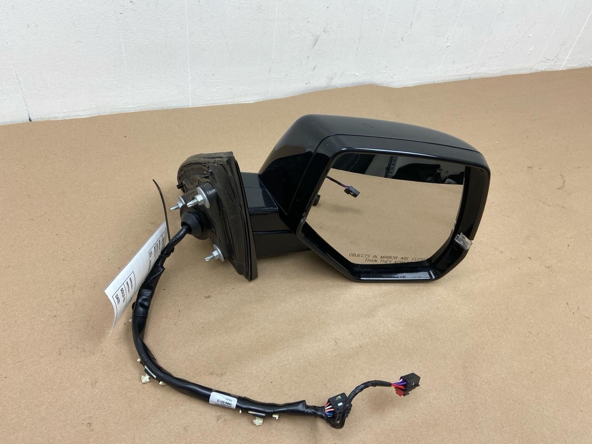 2015-2020 ESCALADE ESV FRONT RIGHT POWER DOOR MIRROR W/CAMERA