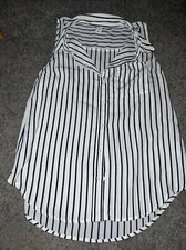 Old Navy small button-down Sleeveless striped top