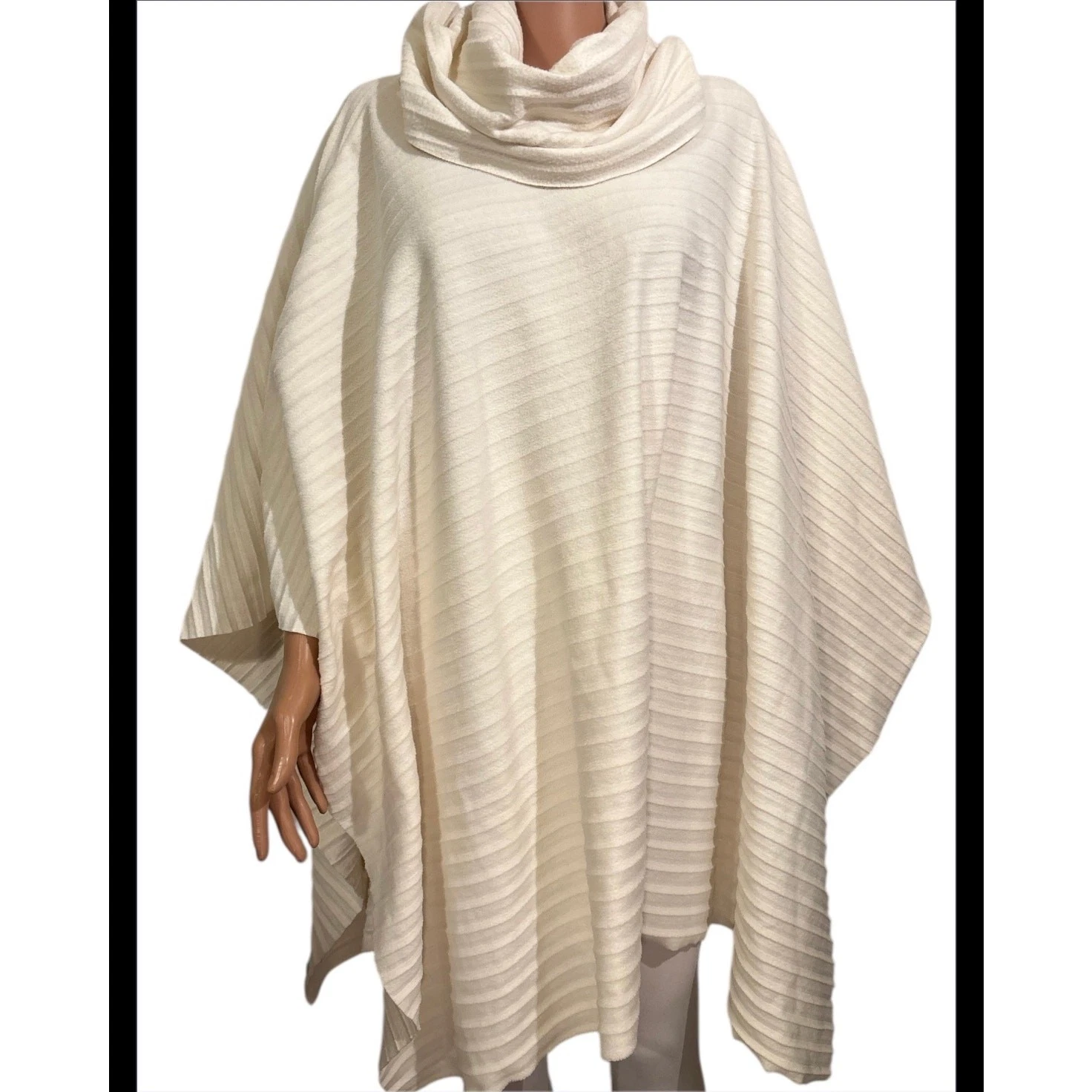 LeModa Ivory Poncho One Size