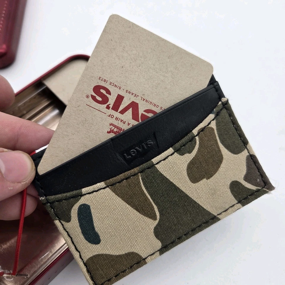 Levis Slim Card Holder Wallet Camo NWT & Box Mens Gift 🎁 - Image 4 of 4