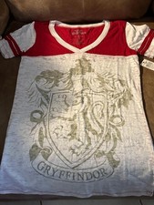 NWT Universal Studios Wizarding World Harry Potter Shirt Gryffindor Sz S Ladies