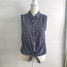 Marabelle - Knotted sleeveless button down shirt, M