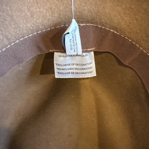 Nine West Cloche Hat with Flower and Leaves on side. 100% wool. Brown - Picture 4 of 4