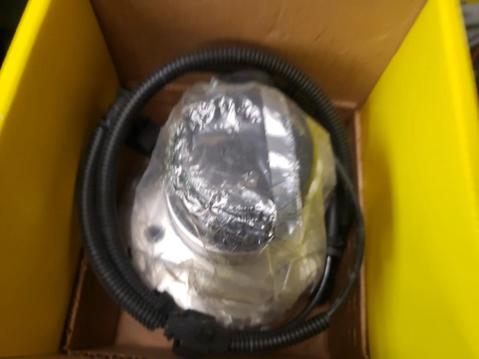 Wheel Bearing and Hub Assembly Moog 513196 Mercury Grand Marquis - Image 2 of 2