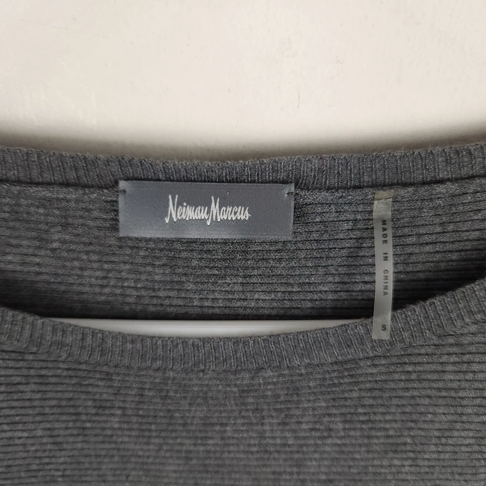 Suéter Neiman Marcus Mujer Pequeño Gris Acanalado Cuello Redondo Rayón Nylon Manga Larga Foto 4 de 4
