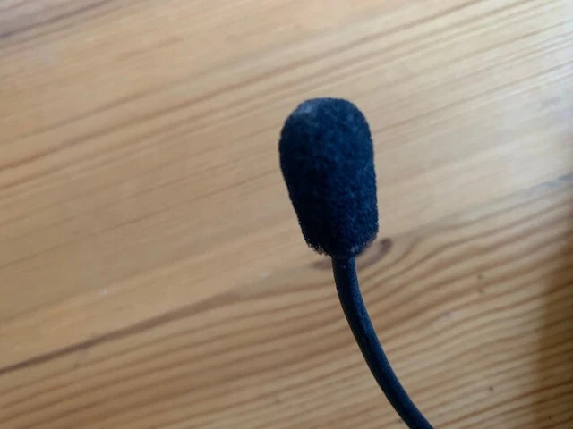 Labtec PC microphone with built-in headset - includes manual - 2002 / 2003 - Image 4 of 4