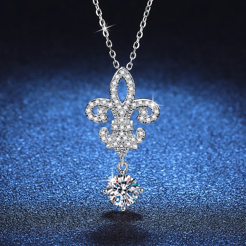 Moissanite pendant,1 carat D-color Moissanite crown style collarbone chain Gift - Picture 5 of 10