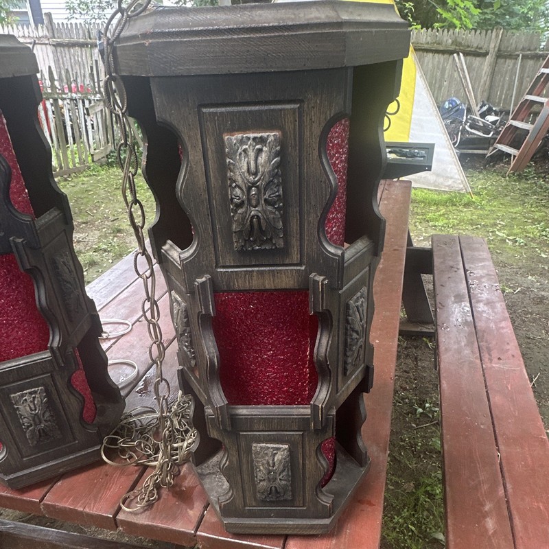 Gothic Style Hanging Chain Pendant Lantern Ceiling Light Black/Red Panels