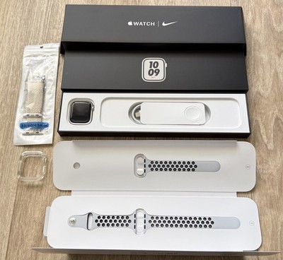 Apple Watch 7 41mm GPS Starlight Aluminium Nike Sport Band MKN33FD/A sehr gut