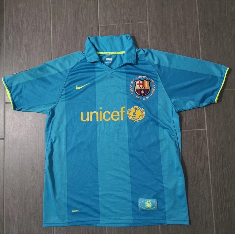Vintage 2007/08 Messi FC Barcelona Trikot Größe: M Fußball Streatwear Fans Mode