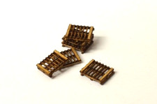 Scale Model Scenery N Scale LX022-N - 4ft Pallets - Pack of 21