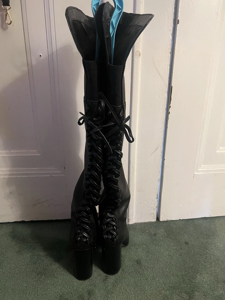 Б/у Vince Camuto Tolla над колена черный кожаный шнурует вверх ботинки 7,5/37,5 - Изображение 3 из 4