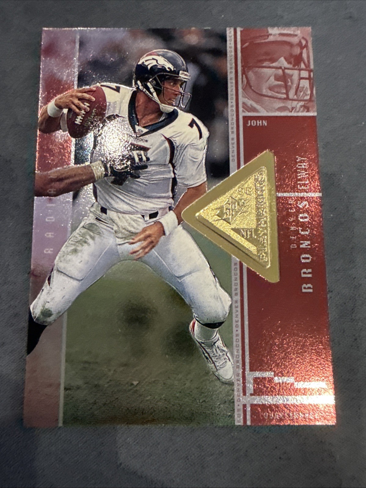 1998 Upper Deck SPx Finite Playmakers Radiance 1359/2750 John Elway #97 HOF