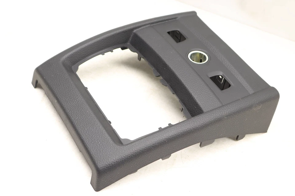 BMW 330I GT XDRIVE 2017-2019 - Consola central trasera panel de acabado 9222046 Foto 2 de 4