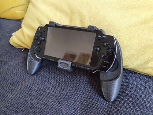 Sony PSP 2000 Comfort Grip Ergonomic Handheld Controller PSP 3000 Playstation - Afbeelding 2 van 4