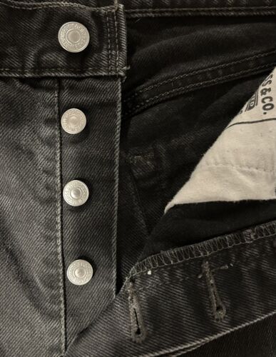 Vintage Herren Levi’s 591 Regular Straight Button Fly Schwarz Denim Jeans, W34 L32 - Bild 2 von 8