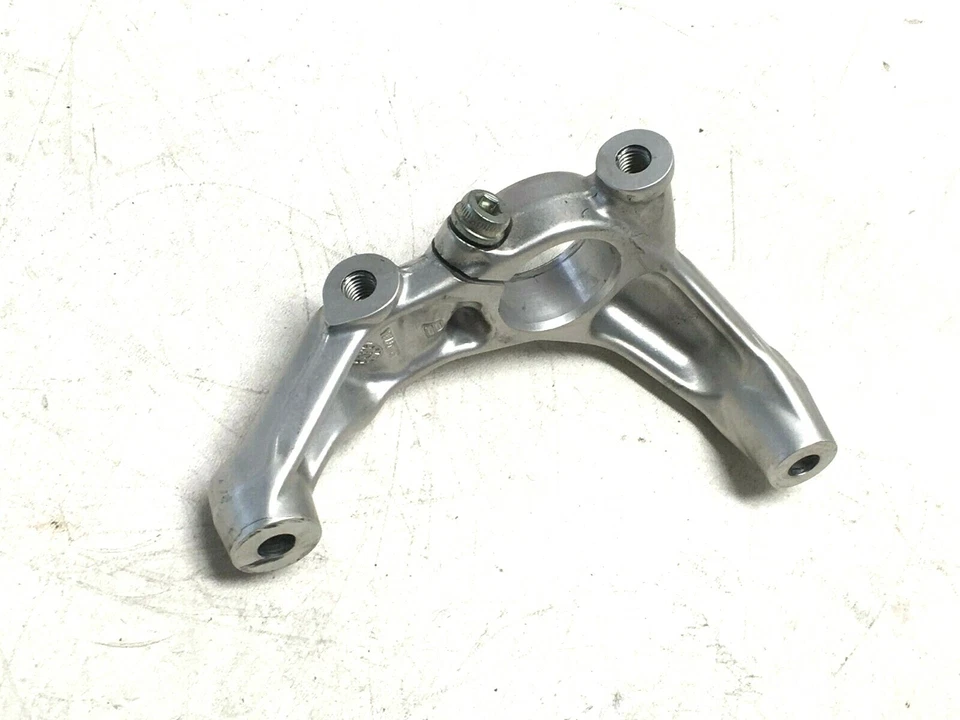 12-15 Ducati Panigale 1199 S Soporte de marco de reposapiés derecho 8291A441B Foto 2 de 4