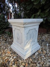 Steinsockel S&auml;ule Steinguss H.40 cm Sockel Steinfiguren Statuen Gartenfiguren