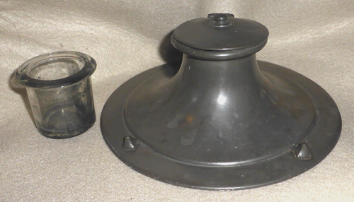 Elegante movimiento antiguo de artes y oficios peltre capstan pozo de tinta c1870 - Imagen 13 de 18