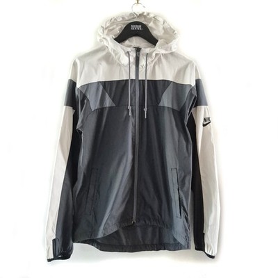 Nike Vintage S Packable Windbreaker Jacke Silver Tag Windrunner Storm Fit Run