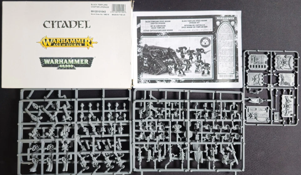 Warhammer 40K - Marines Espaciales: Templarios Negros - Kit de actualización de capítulo primogénito Foto 2 de 3