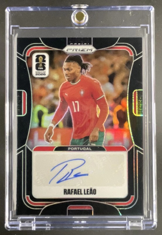 2026 Panini Prizm World Cup Signatures Black Prizm #S-RL Rafael Leao Auto 1/1