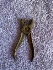 Vintage Cobbler’s / Carpenter’s Nail Puller Pincers – Rustic Hand Tool