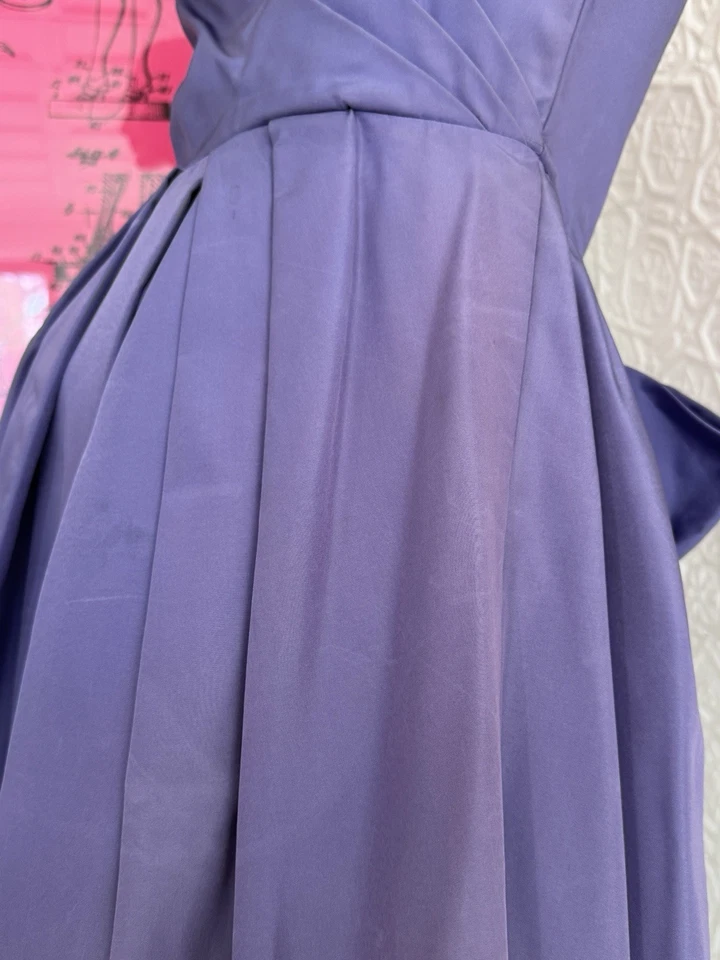 复古 20 世纪 60 年代 Tafetta 紫色连衣裙-鸡尾酒-复古-Midi/Daydress-Evening — 第 3/4 张图片