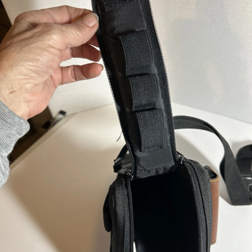 QUANTARAY Holster Style CAMERA BAG Pocket Shoulder Strap Waist Pack BLACK - Image 4 of 4