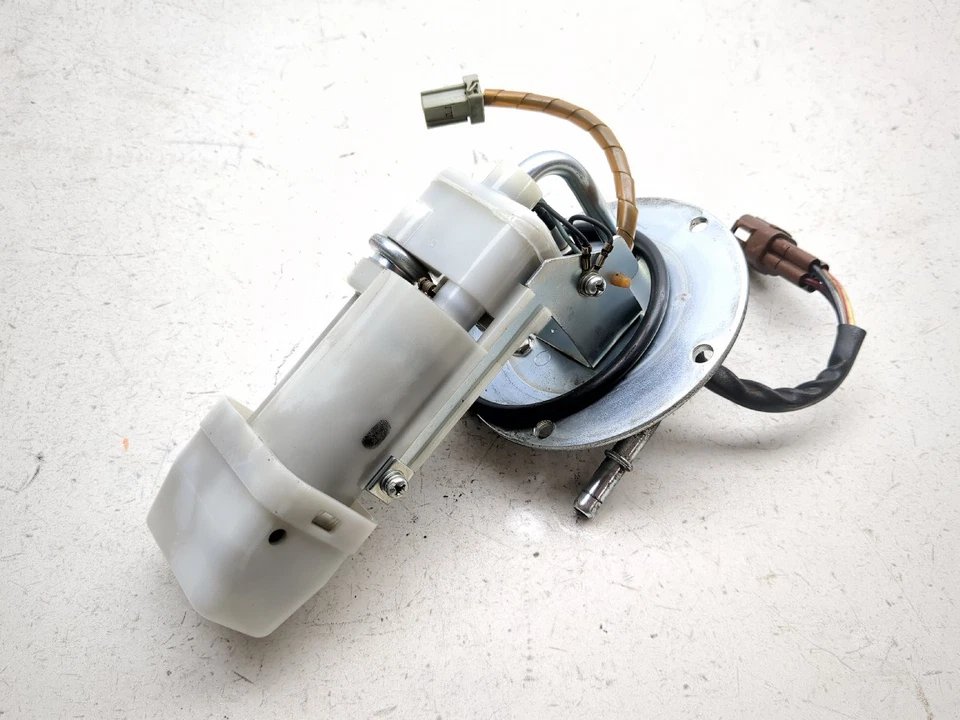 13-19 铃木 VL1500 大道 C90T 汽油燃气泵组件 — 第 2/4 张图片